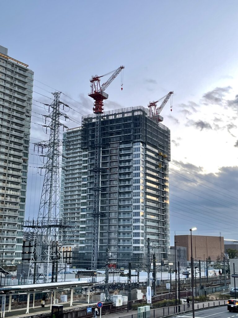(仮称)海老名駅間C棟マンション計画、リーフィアタワー海老名クロノスコートの工事現場写真